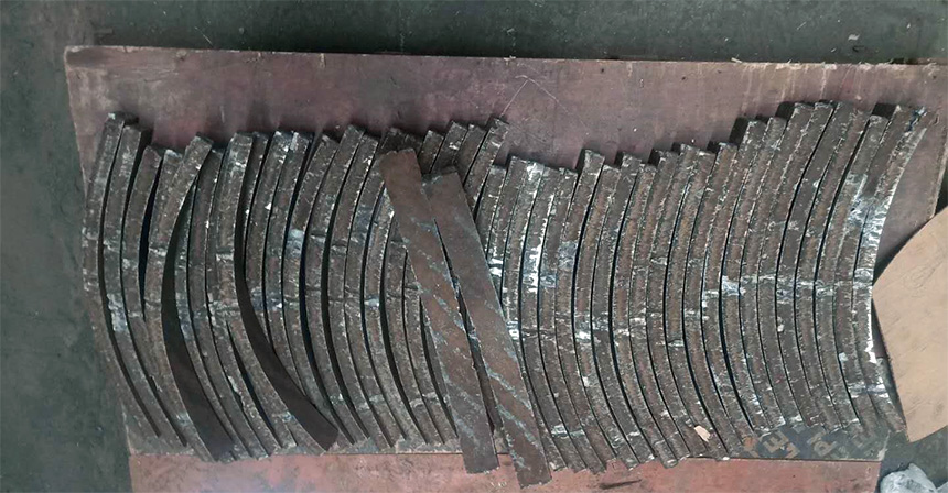 堆焊耐磨复合钢板_耐磨复合钢板_碳化铬复合耐磨钢板